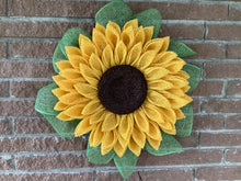 Load image into Gallery viewer, Sunflower Wreath, Everyday Flower Wreath for Front Door, Farmhouse, Home Décor, Flower