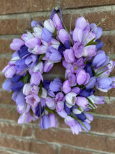 Load image into Gallery viewer, Small Tulip Wreath/Centerpiece
